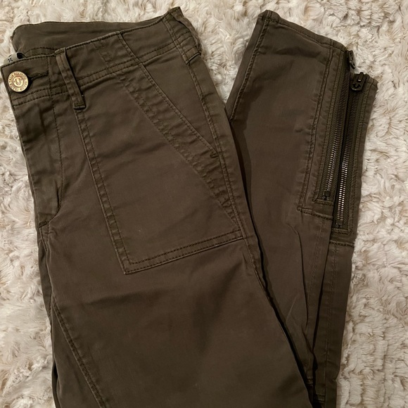 True Religion Army Green Mid Rise Skinny Jeans - Picture 2 of 3